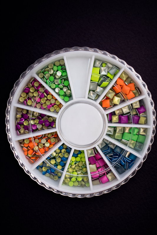 Queen - Colorful Studs - Stones20