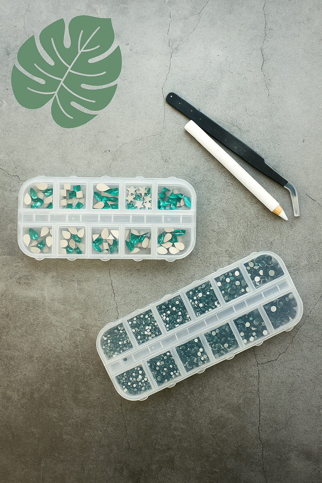 Queen - Rhinestone Duo Set - #20 Emerald Green Set