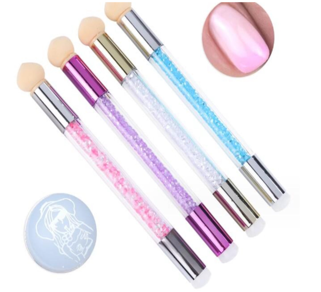 Nail art stamper with sponge