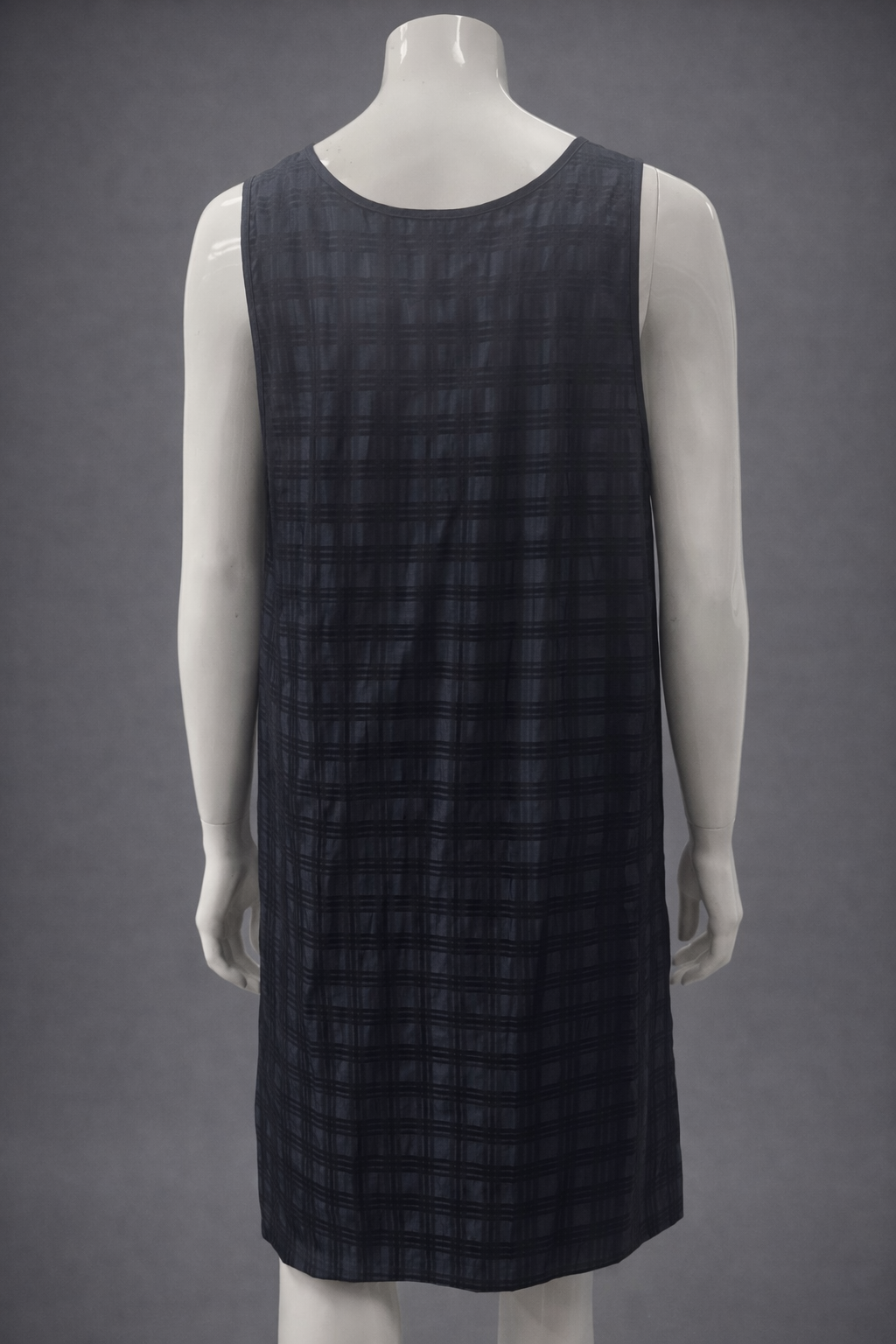 Therapispa - Apron Round Neck W/Button - Checker