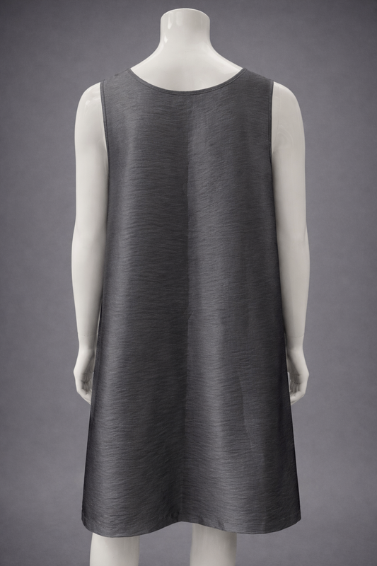 Therapispa - Apron Round Neck W/Button - Gray