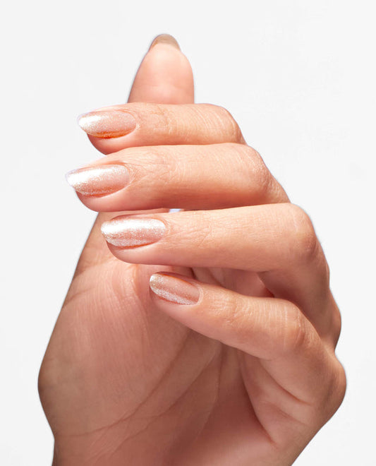 OPI - Q08 Salty Sweet Nothings (Polish)