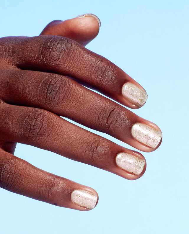 OPI Nature Strong - NAT031 Mind-Full Of Glitter (Polish)