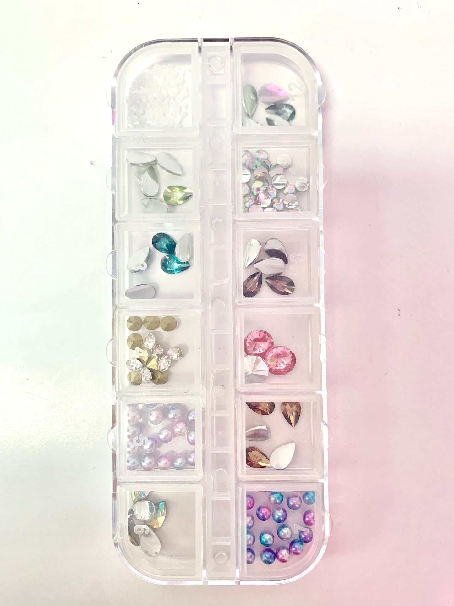 Queen - Assorted Rhinestones - Stones58