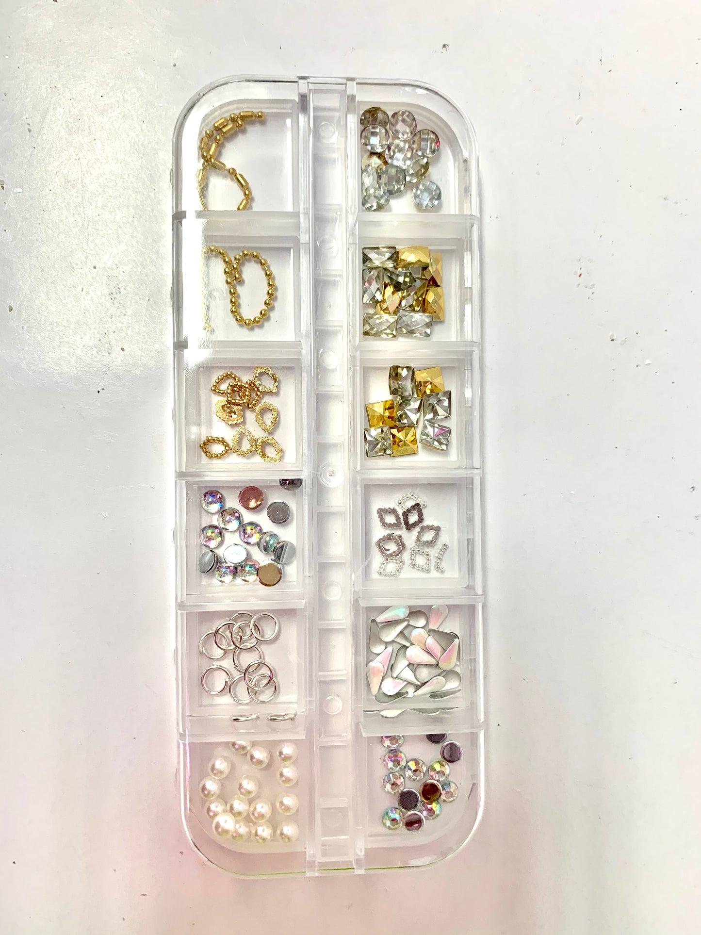 Queen - Assorted Rhinestones - Stones60