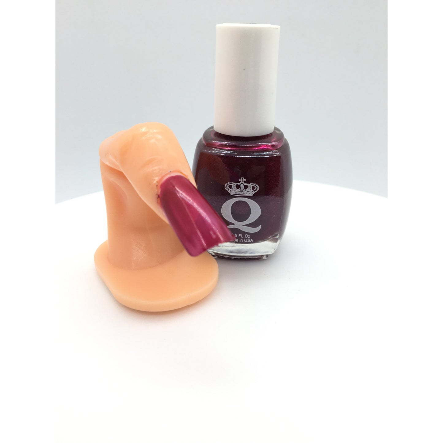 QUEEN POLISH - 068 PLUM TASTIC