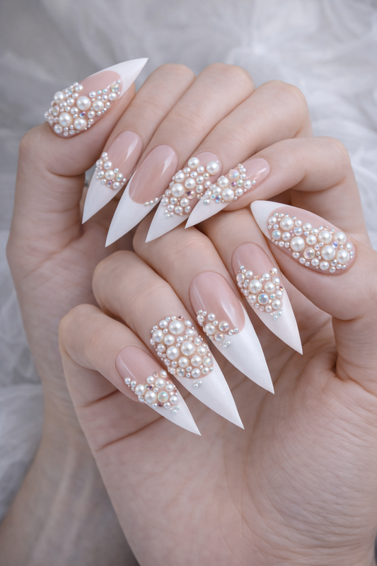 Queen - Milky Fluorescent Pearls - #02