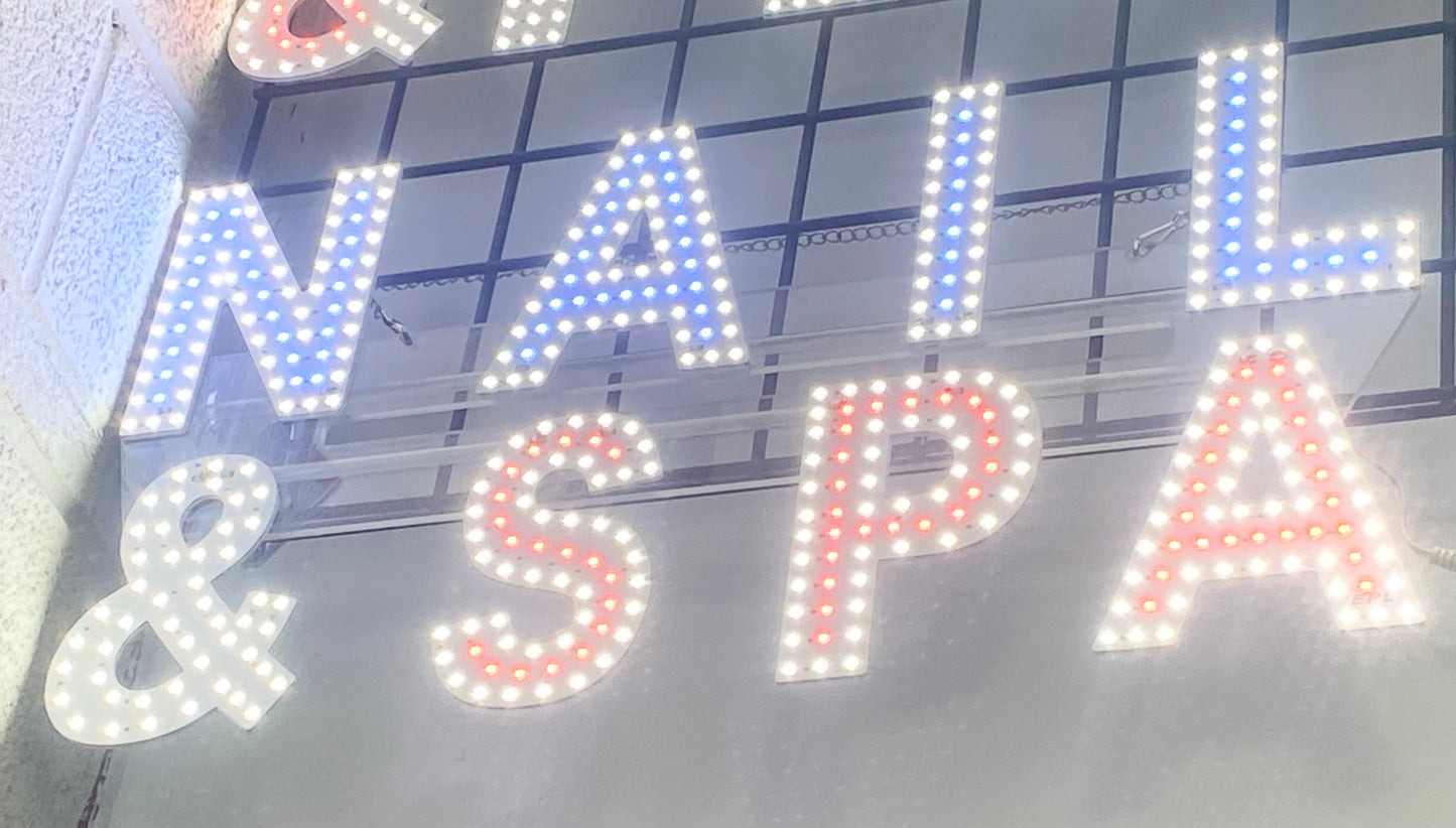 EPL - "Nail & Spa" LED Hanging Sign