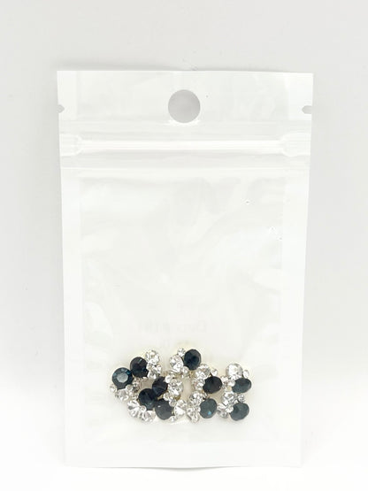 Queen - Nail Charms 10pc - #194 Gold Black & White Crystal Clusters