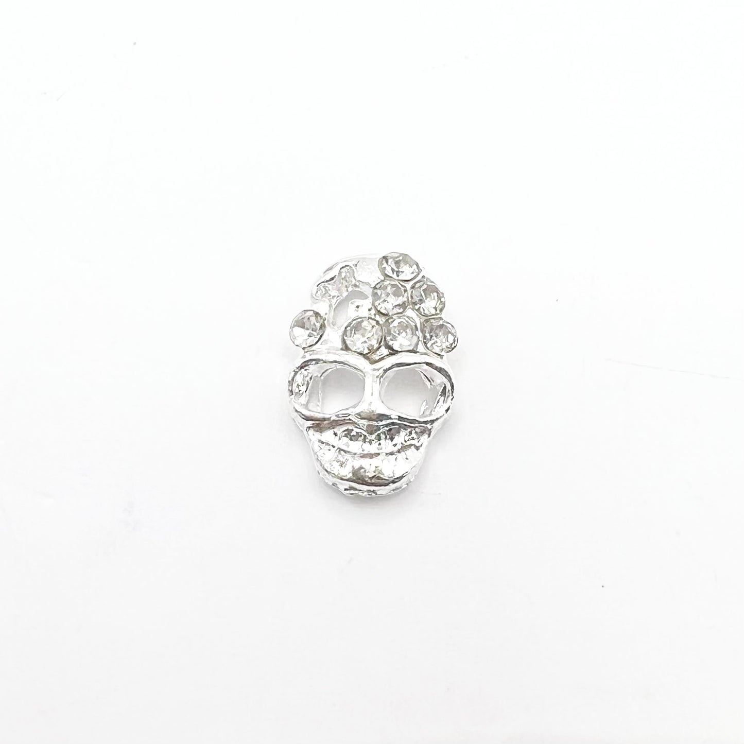 Queen - Nail Charms 10pc - #395 Silver Skulls with Plus Cross