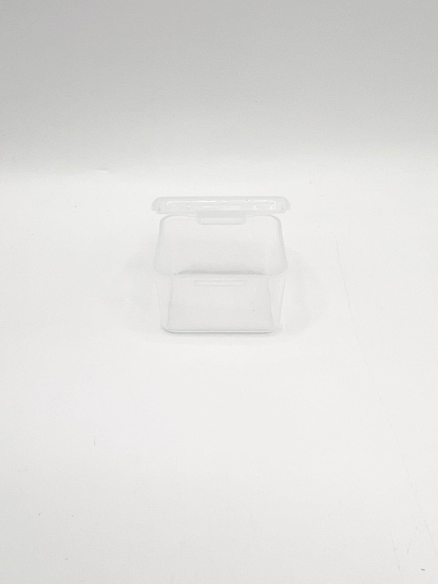 Queens - Stone Box 15 Grid