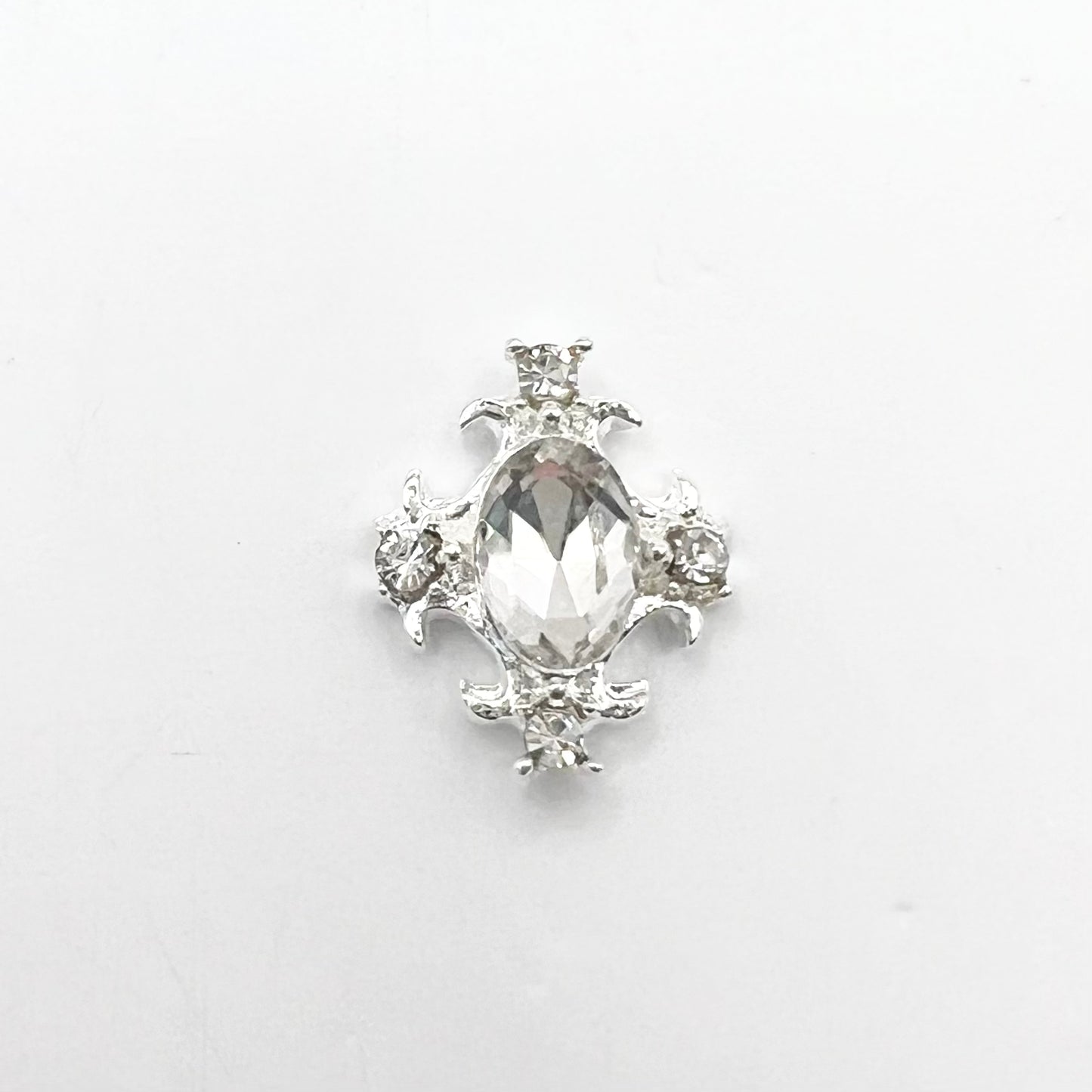 Queen - Nail Charms 10pc - #229 Silver Gem Crest