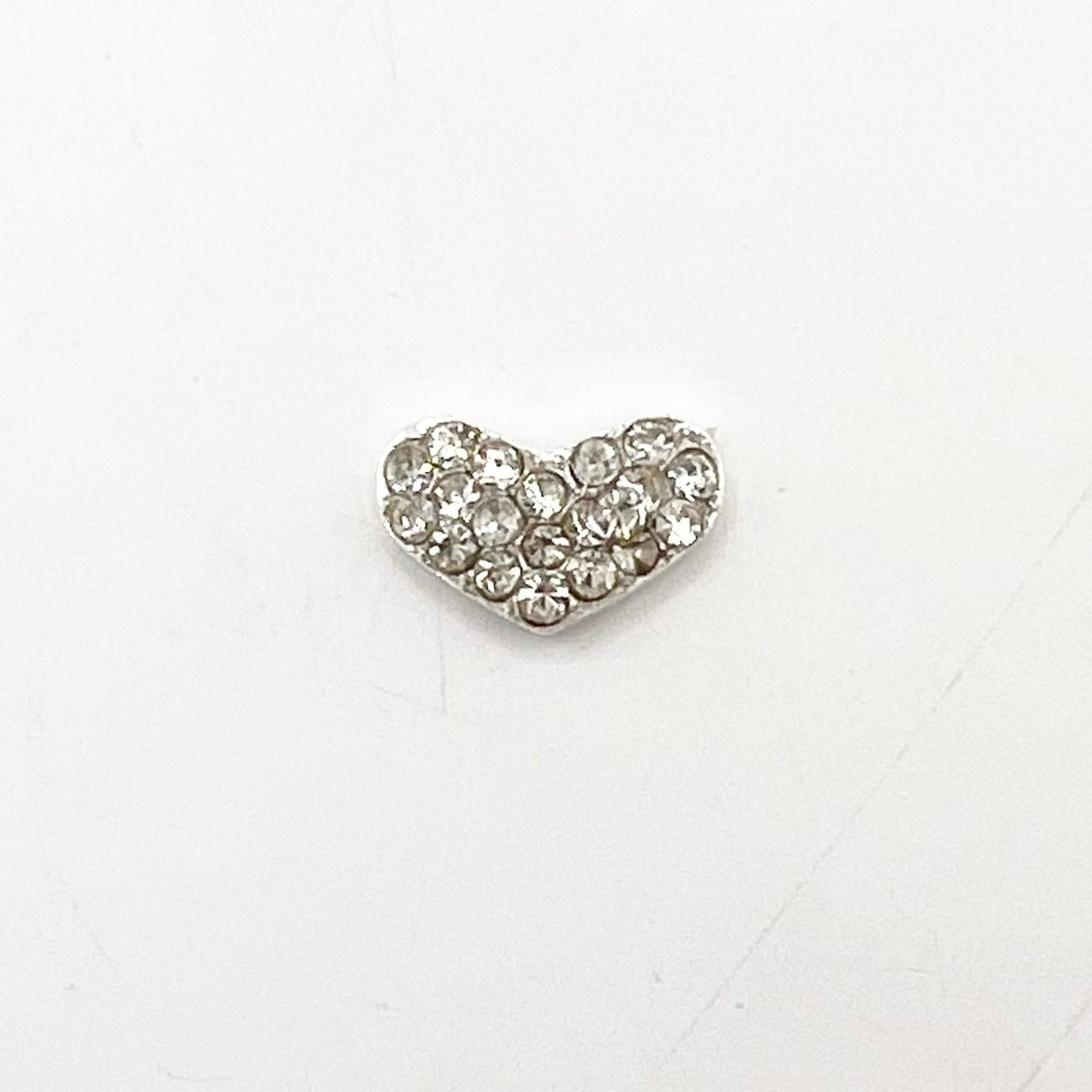 Queen - Nail Charms 10pc - #188 Silver Wide Hearts with Small Crystals