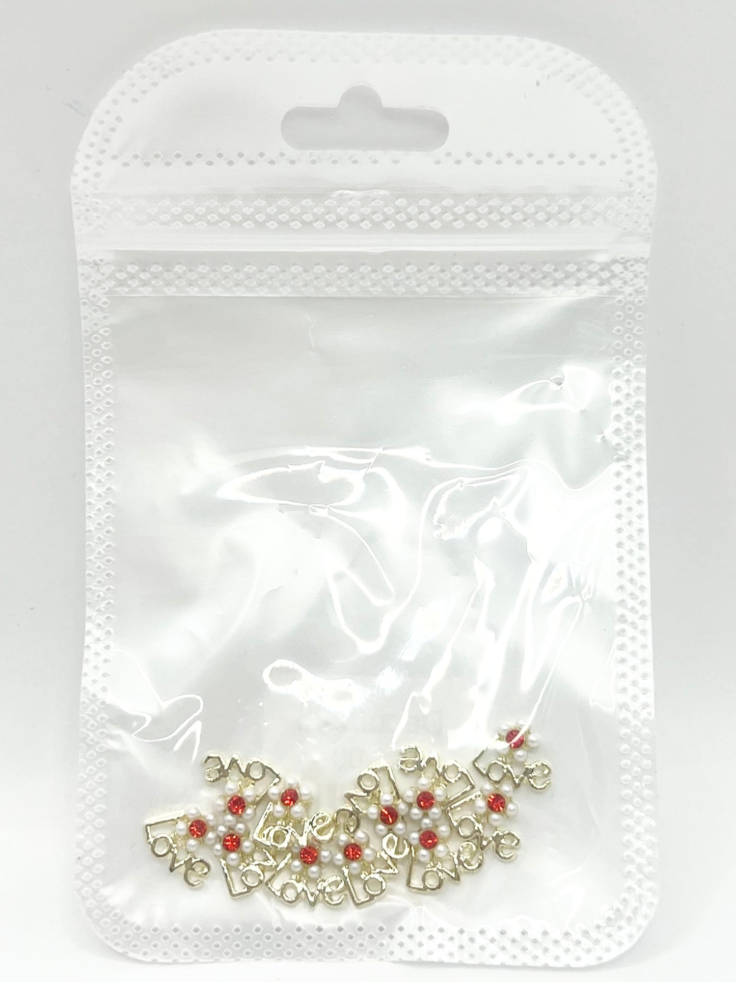 Queen - Nail Charms 10pc - #223 Gold “Love” Red Flowers