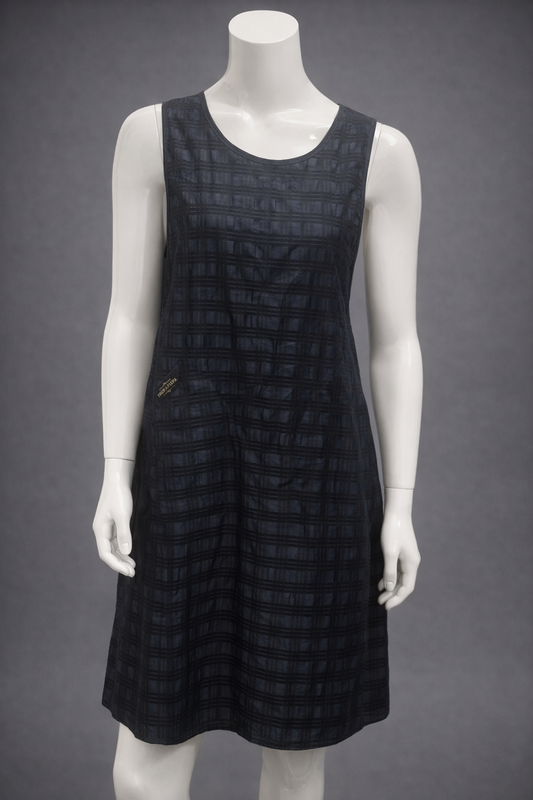 Therapispa - Apron Round Neck W/Button - Checker