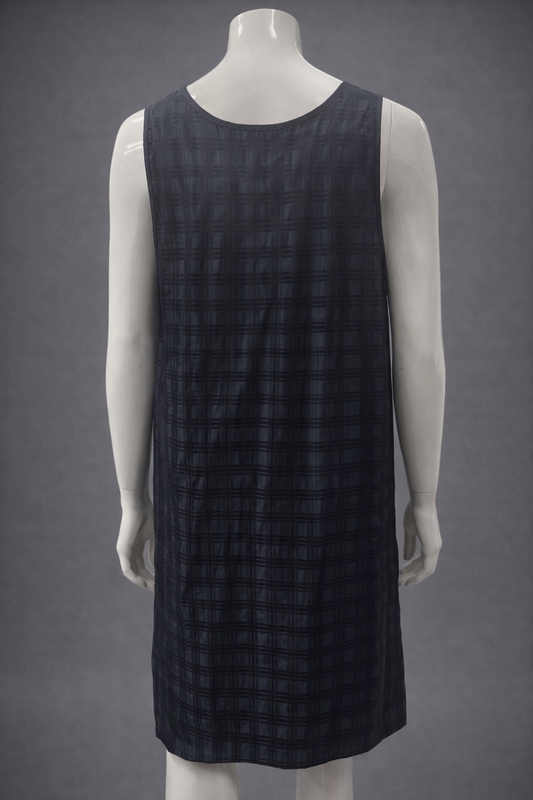Therapispa - Apron Round Neck W/Button - Checker