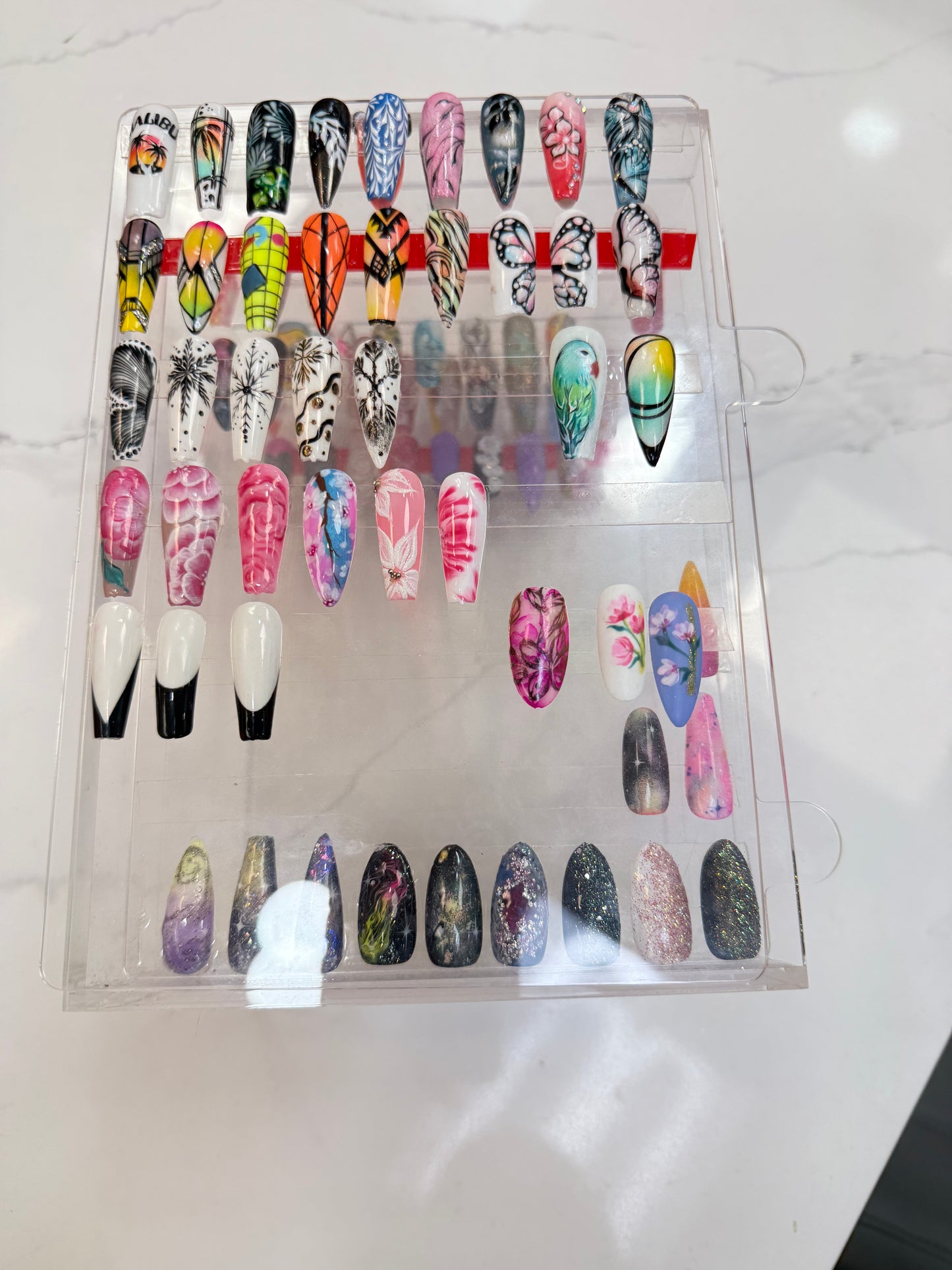 Fierce Beauty - Nail Art Display (5 Divider)