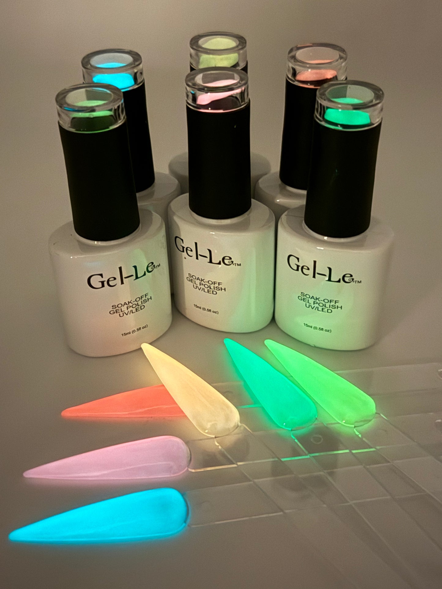 Gel-Le - Glow In The Dark Gel - GL01 Go Go Pink