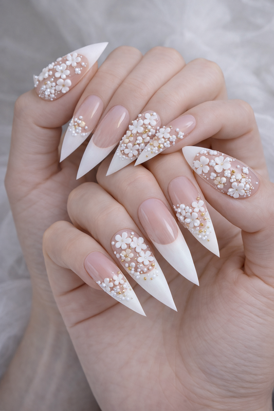 Queen - Bows - Pearls- Beads - #19