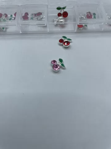 Queen - Cherry Sliver Charms- #22