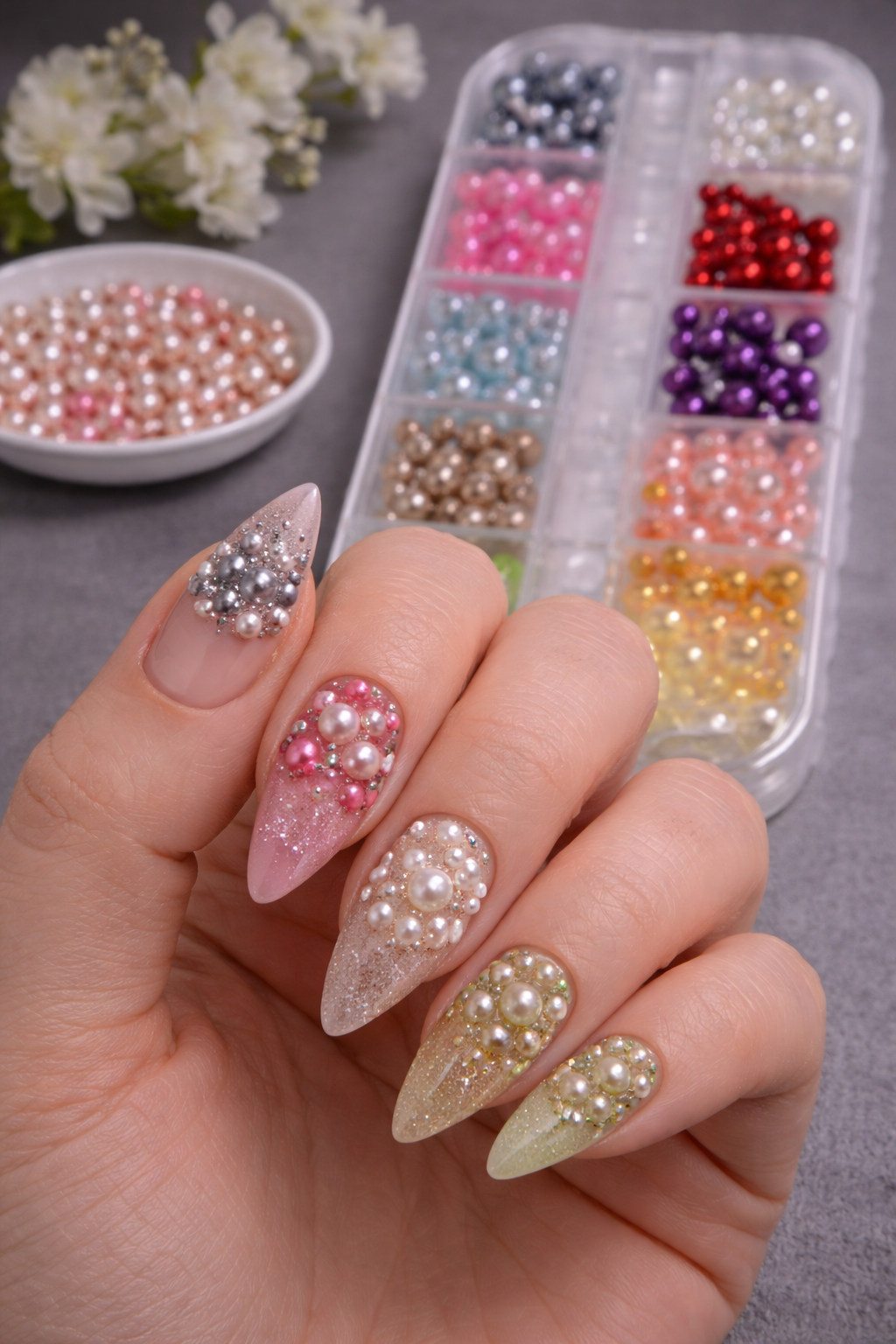 Queen - Beads Assorted Colors - #77