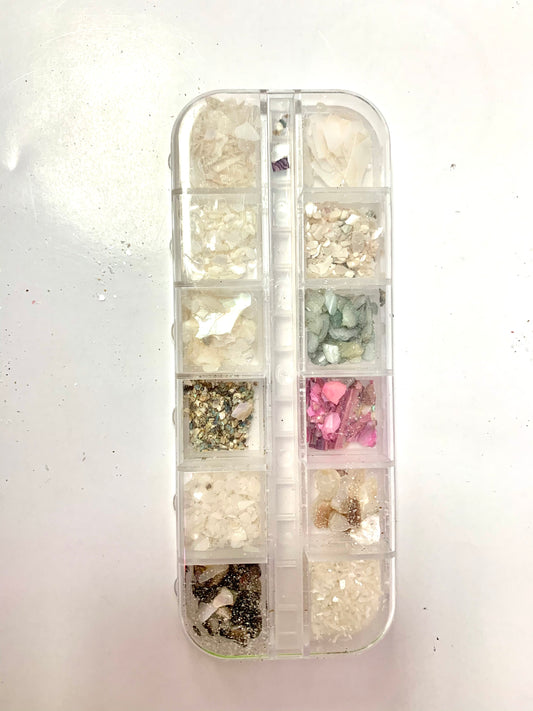 Queen - Assorted Rhinestones - Stones69