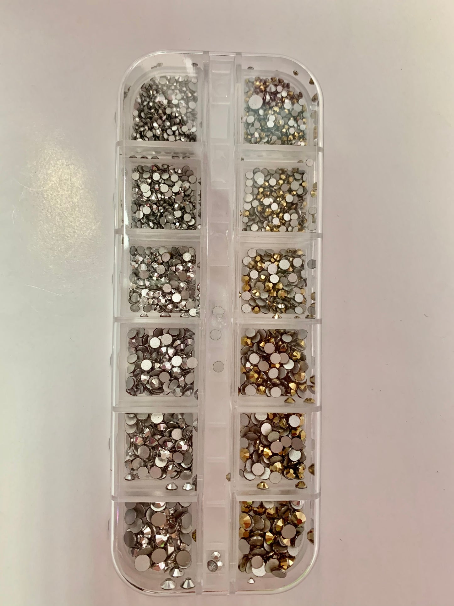 Queen - Assorted Rhinestones - Stones07