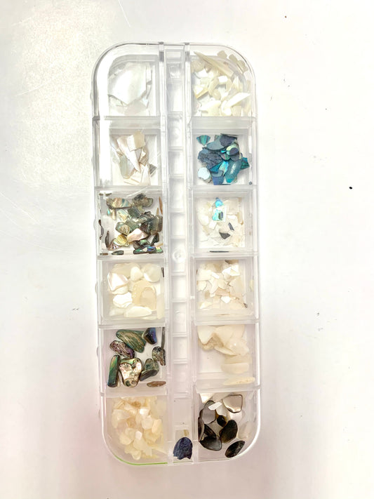 Queen - Assorted Rhinestones - Stones70