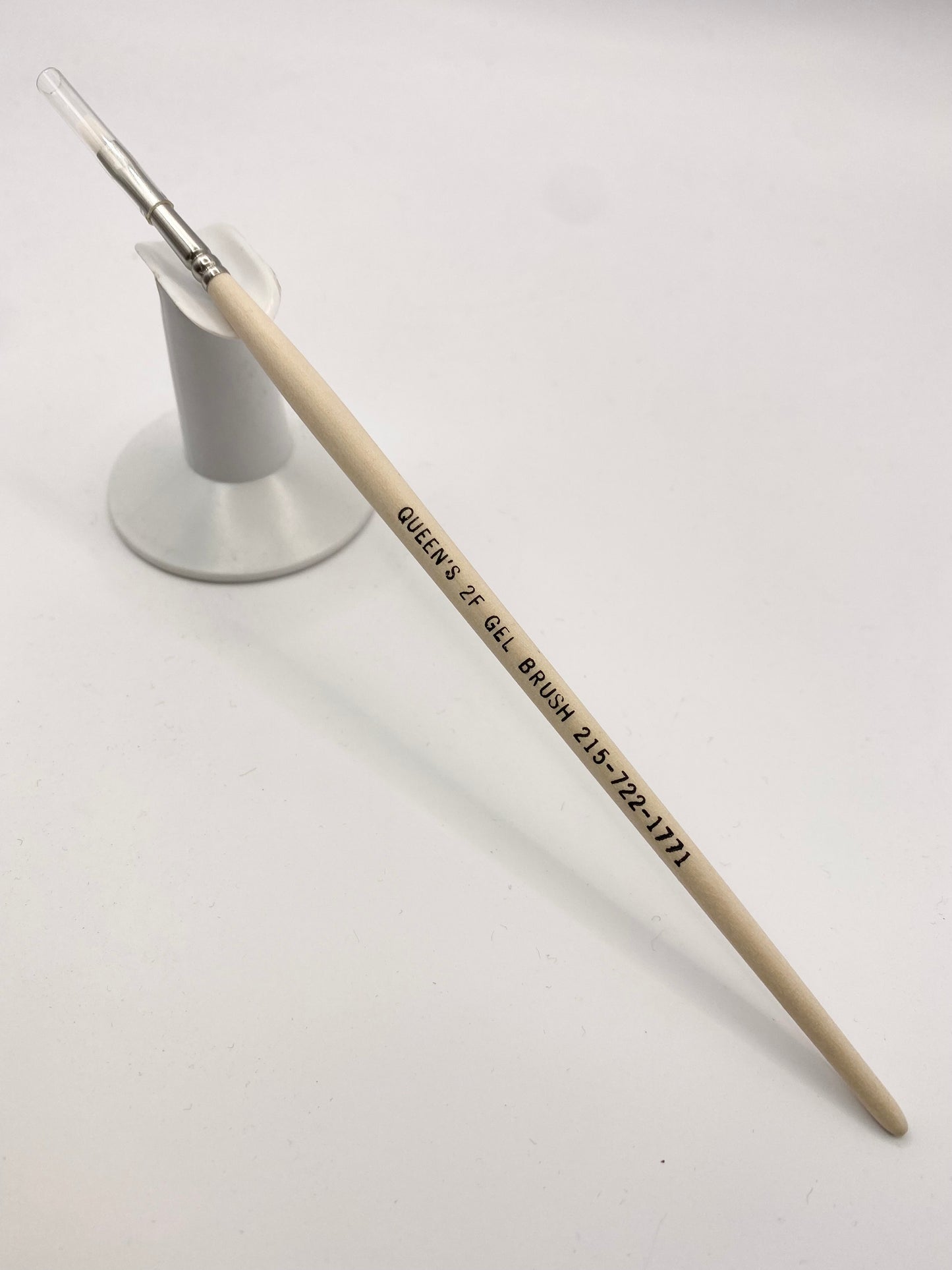Queen's - 2F Gel Brush
