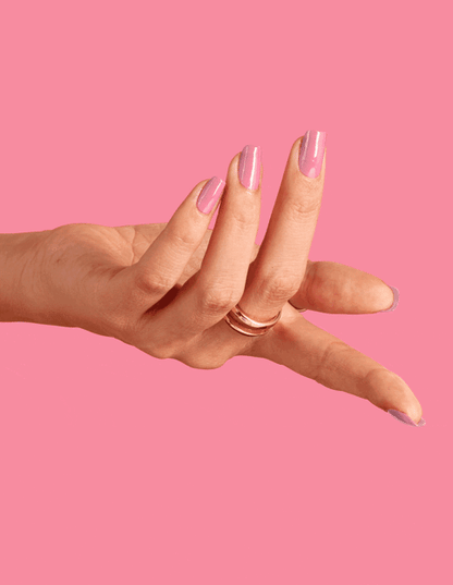 OPI - D52 Racing For Pinks  (Polish)